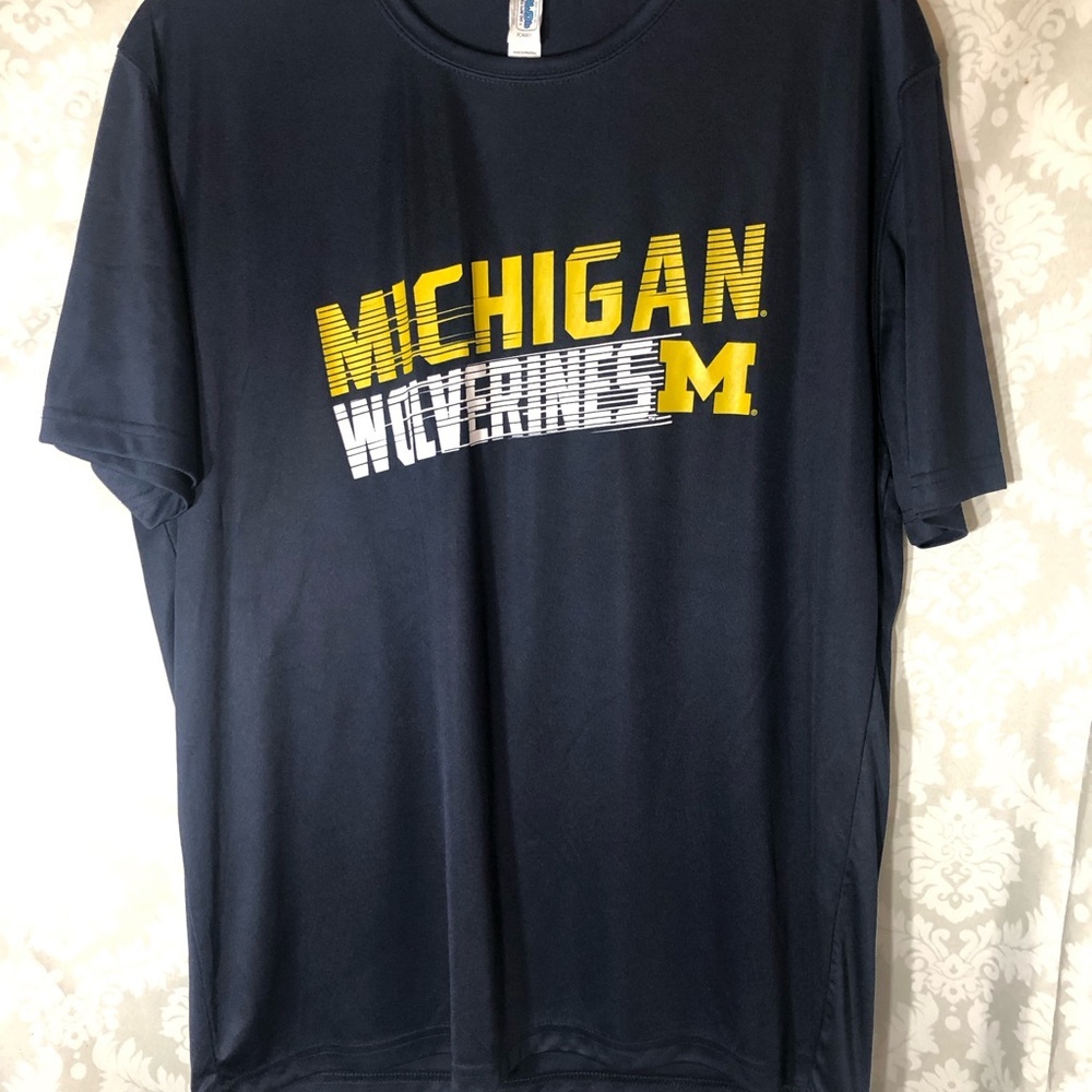 Michigan Wolverines Tee XL - Picture 7 of 9